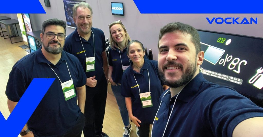 Marcamos presença no ERP Summit, maior evento sobre Software e Gestão de Empresas da América Latina. Inclusive, levamos um convidado especial, o ex-jogador de futebol e comentarista Caio Ribeiro. Estreitamos a parceria com ele e estivemos presentes no Caioba Soccer Camp e no Caioba Fazenda Boa Vista. Até desenvolvemos um aplicativo para o evento!Entre os eventos setoriais de negócios, estivemos também no 7º Fórum de Manufatura e no Autodata Perspectivas 2024, o mais tradicional e importante evento de informação econômica do setor automotivo de toda a América Latina.Além disso, fomos convidados para diversos eventos de RH, por causa de nossas iniciativas inovadoras de gestão de pessoas. Destaque para o HR First Class e o Festival do Clube de Criação, sobre economia criativa.
