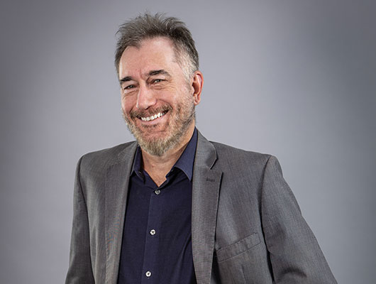 andre-diretor-operacoes-vockan André possui mais de 20 anos de experiência com as soluções QAD. Antes de ingressar na Vockan Consulting, iniciou suas atividades na QAD Brasil a partir de 2001, atuando na área de serviços como consultor sênior e gerente de projetos até 2017, participando em projetos complexos nas verticais automotiva, industrial e ciências da vida.